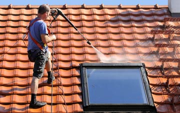 roof cleaning Millers Green